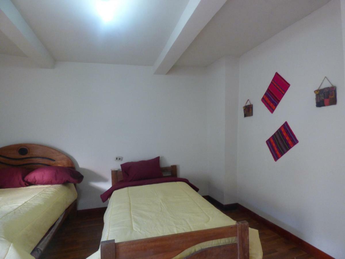 The Grasshopper Hostels Av Alta 쿠스코 외부 사진