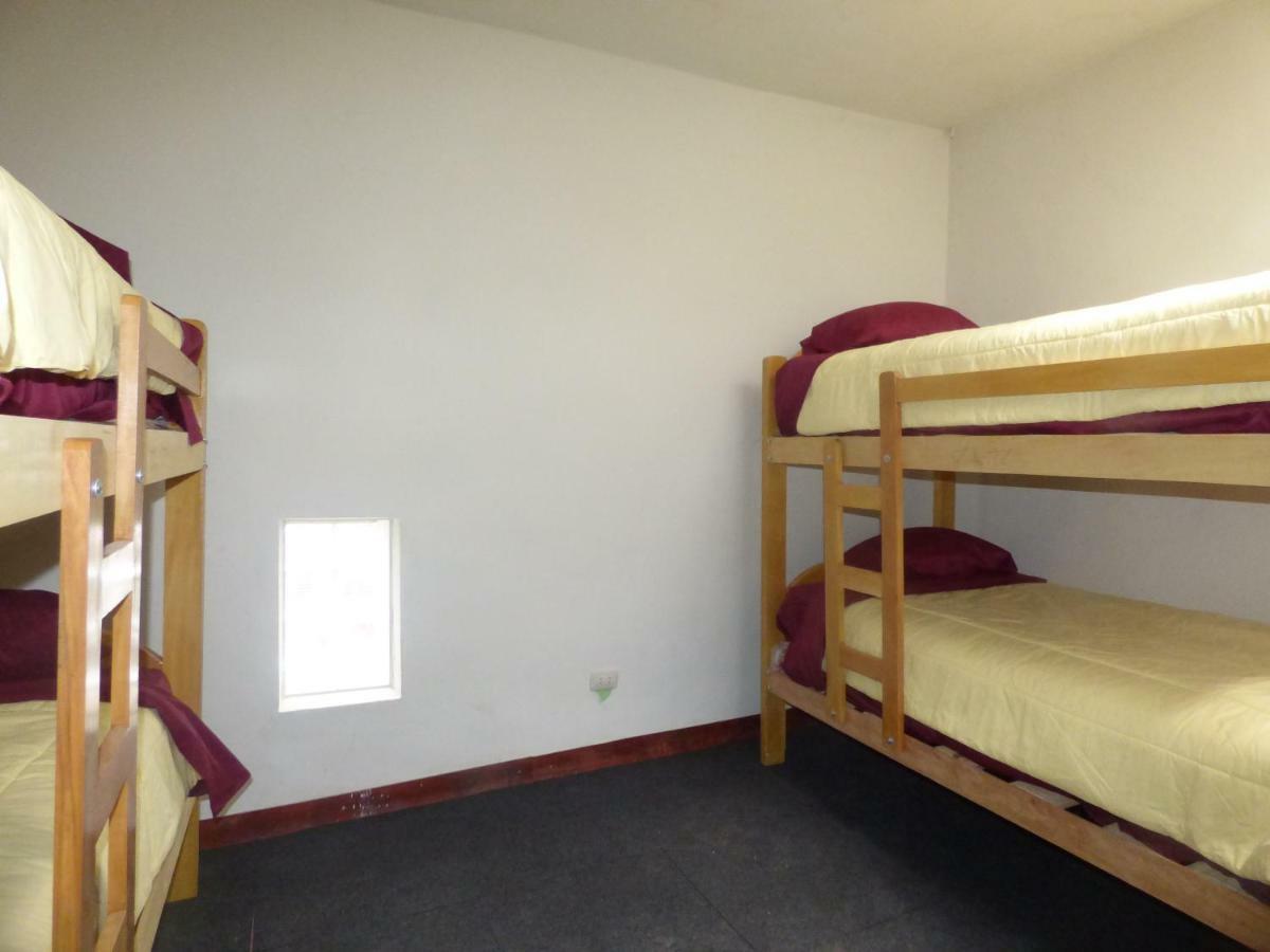 The Grasshopper Hostels Av Alta 쿠스코 외부 사진