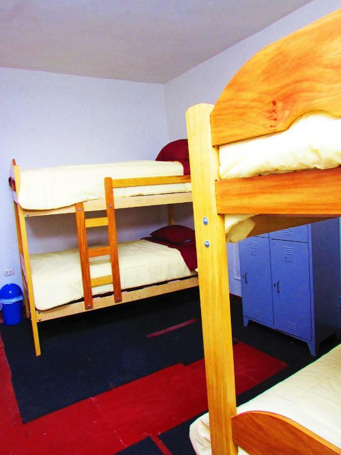 The Grasshopper Hostels Av Alta 쿠스코 외부 사진