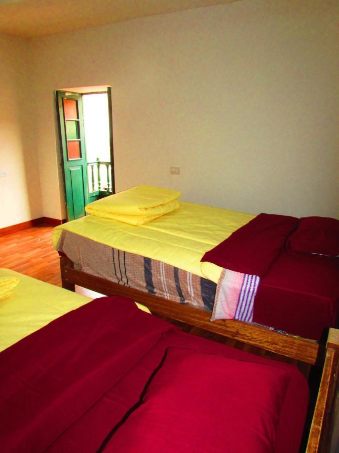 The Grasshopper Hostels Av Alta 쿠스코 외부 사진