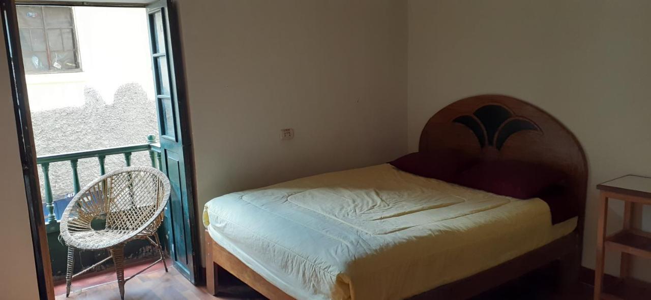 The Grasshopper Hostels Av Alta 쿠스코 외부 사진